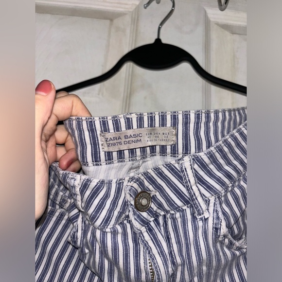 Zara Striped Skinny Jeans - Picture 2 of 3